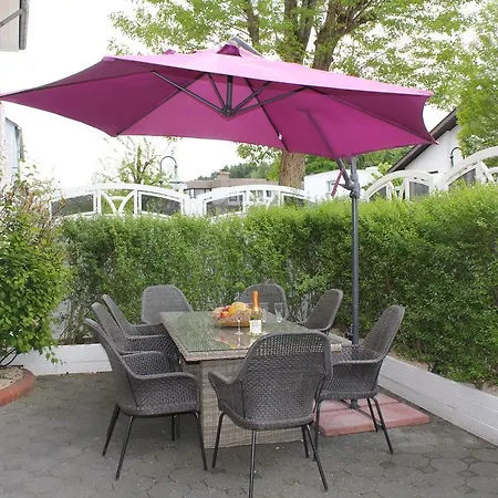 Vulkaneifel 度假居 *